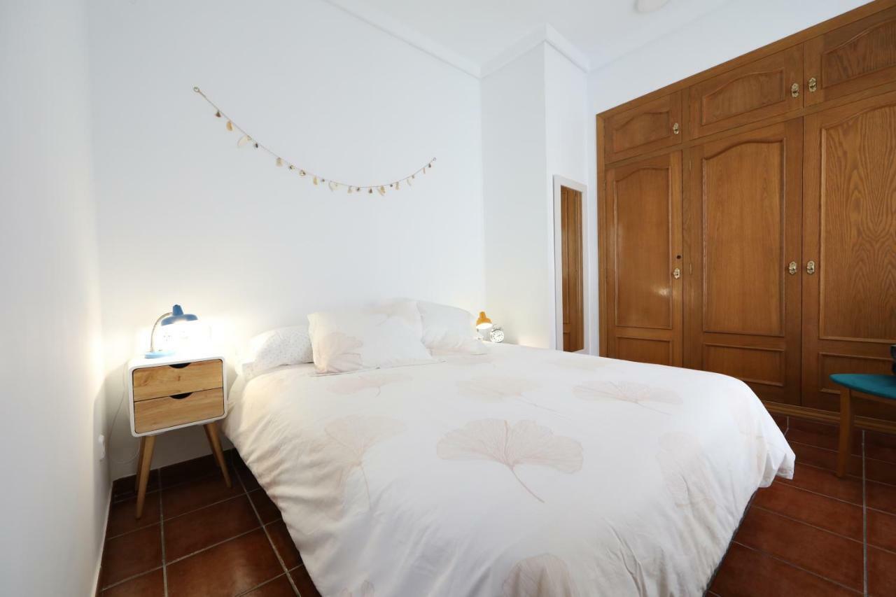 Cozy Apartment City Hall Alicante Exterior photo